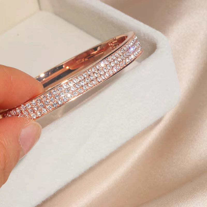 New Elegant Classic Crystal Cuff Bangles Bracelets for Women Gold Color Simple Femal Opening Bangles Wedding Jewelry Accessories