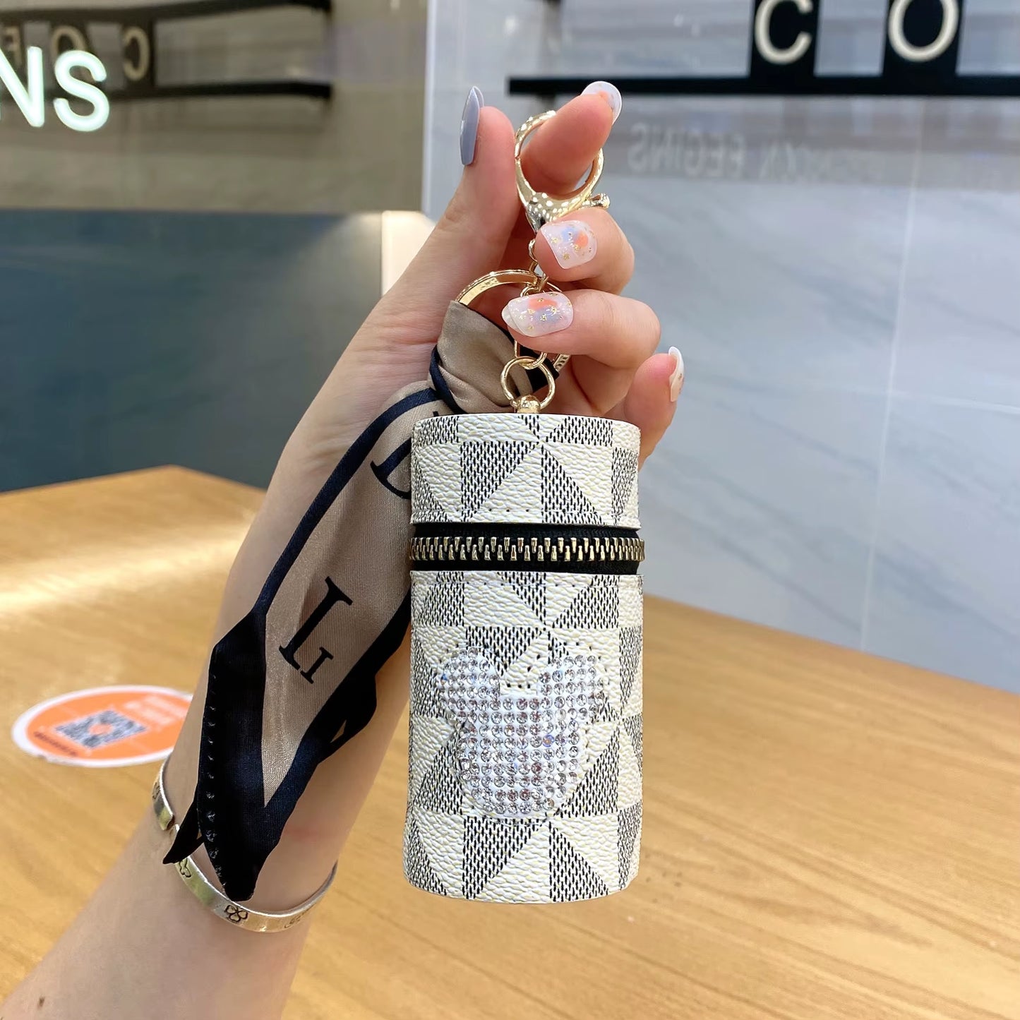 Diamond-Encrusted Lipstick Bag Key Chain Portable Change Purse New Headphone Bag Wholesale Bag Pendant Decoration