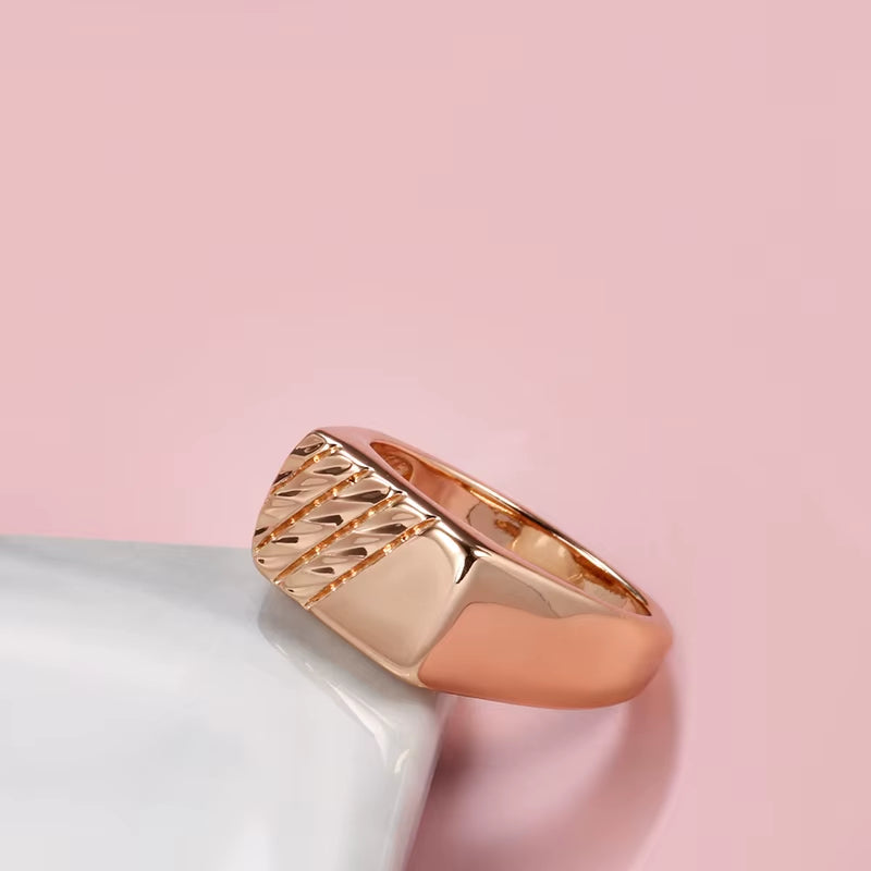Hot Fashion Glossy Men Ring 585 Rose Gold Color Simple Square Ring for Women High Quality Daily Fine Jewelry